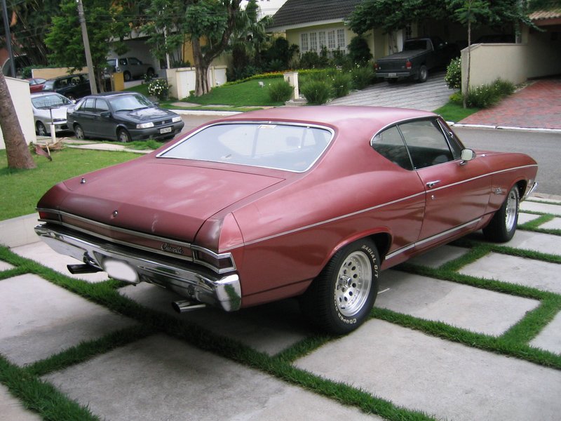 Chevelle0006_1.JPG, 385255 bytes, 1/29/2004